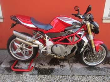 MV AGUSTA BRUTALE 750 "DISCO VOLANTE N.001"